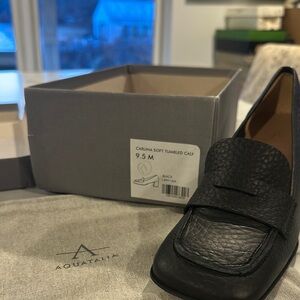 Aquatalia Black Heels Sophisticated Style